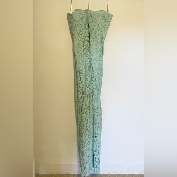 David’s Bridal Long Strapless Lace Dress with Sweetheart Neckline in Mint - Picture 5 of 8